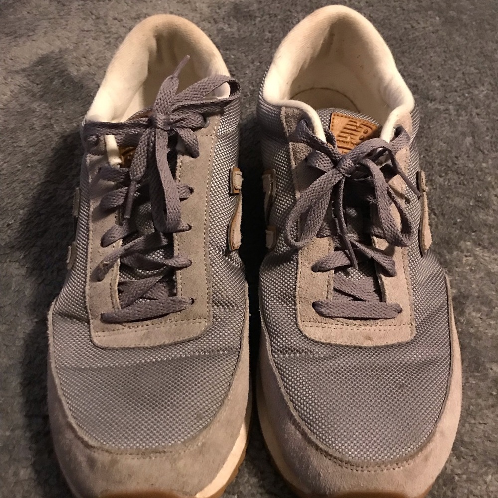 New Balance Men’s Sneakers Size 12 Grey with Brown accent